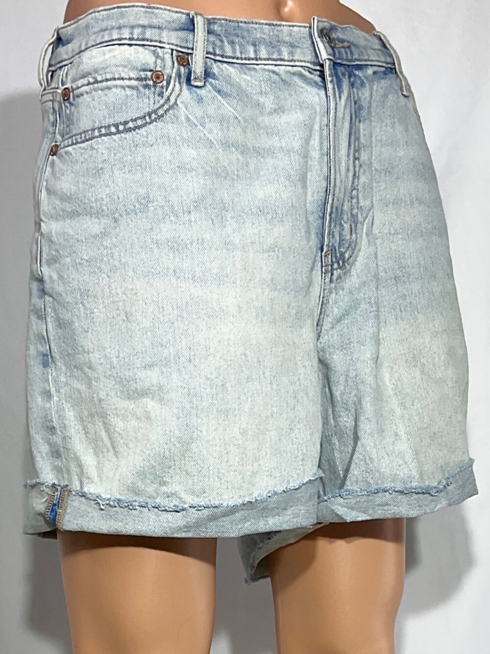 NWT American Eagle Sz 16/33W Relaxed Super High Rise Strigid Jean Womens Shorts